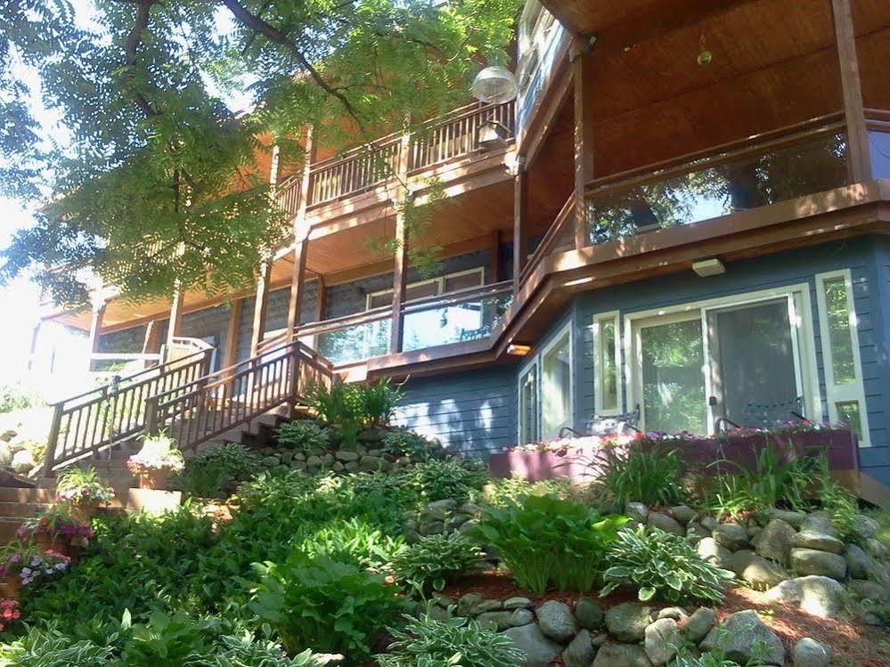 Stone Waters Inn Bellaire Dış mekan fotoğraf