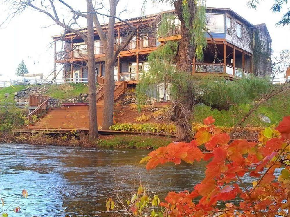 Stone Waters Inn Bellaire Dış mekan fotoğraf